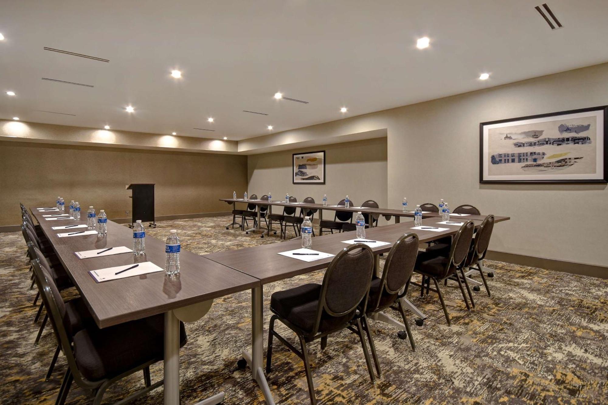 Doubletree By Hilton St. Louis Airport, Mo Ξενοδοχείο Woodson Terrace Εξωτερικό φωτογραφία