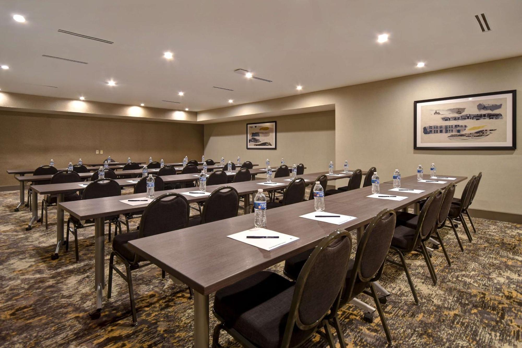 Doubletree By Hilton St. Louis Airport, Mo Ξενοδοχείο Woodson Terrace Εξωτερικό φωτογραφία